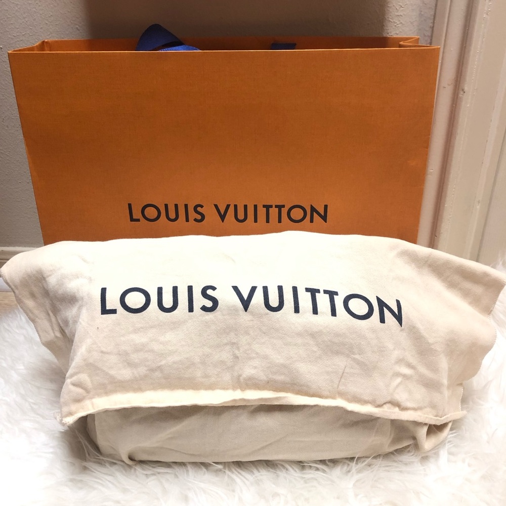 Authentic Louis Vuitton Speedy Bandouliere 30